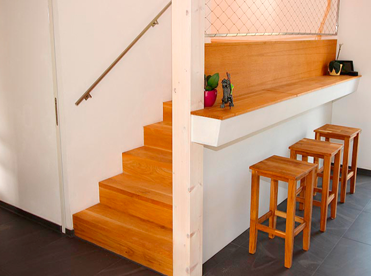 Snacktheke und Treppe