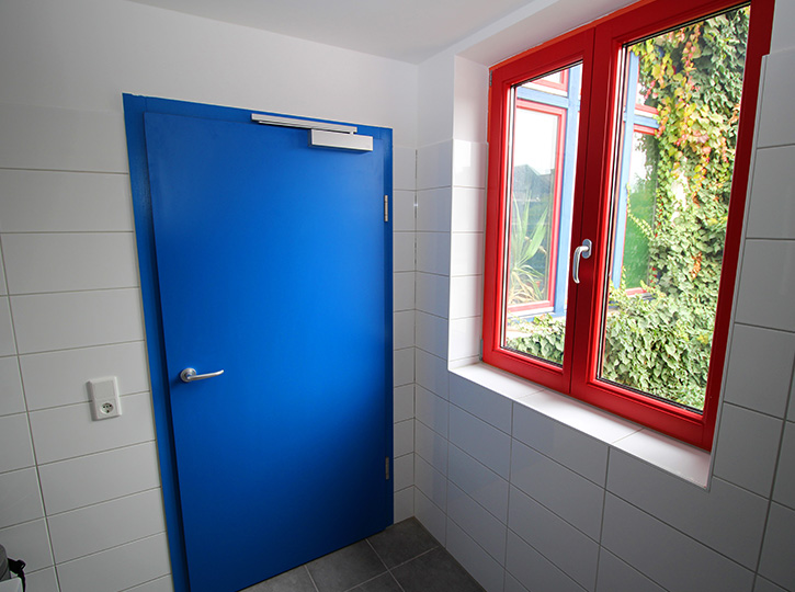 Türen und Fenster