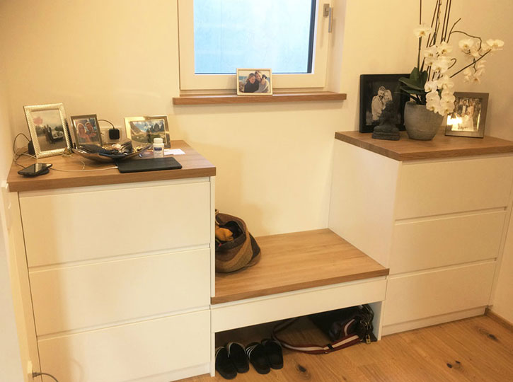 Garderobenschrank